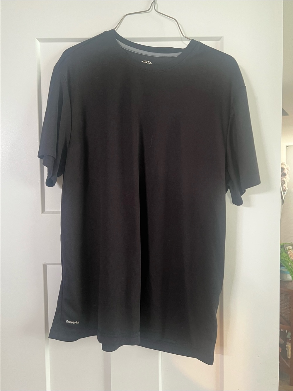 Athletic Works Black Short-Sleeve Performance Tee